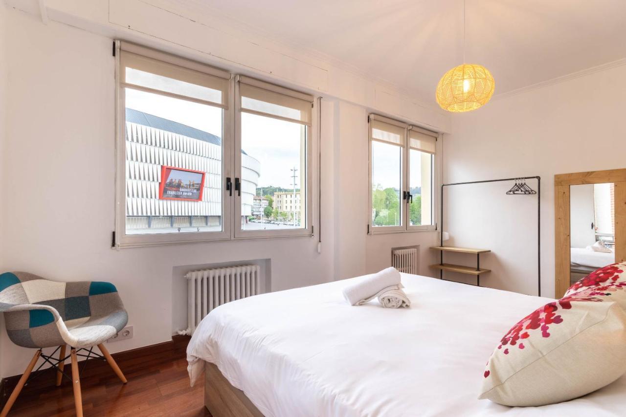 Apartamento Con Vistas Al Estadio San Mames Bilbao Eksteriør billede